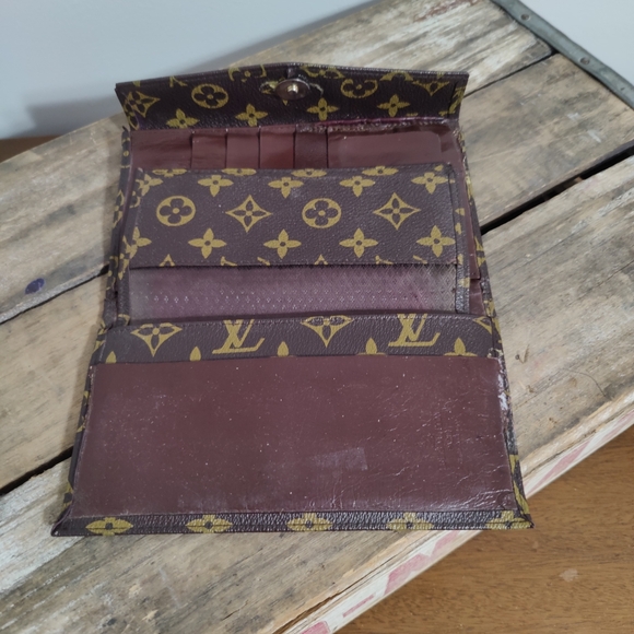 DAMAGED 80s Louis Vuitton LV large wallet Vintage multi pocket DAMAGED project - Picture 4 of 16